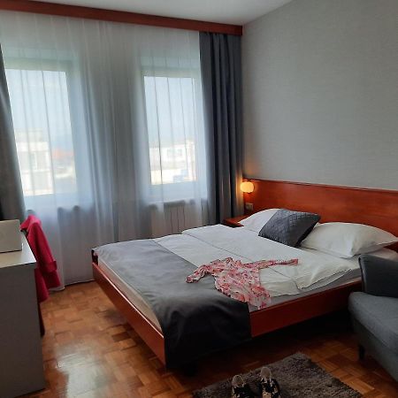 Rooms Vodisek - Depandansa Hotela Capris Capodistria Boutique Luaran gambar
