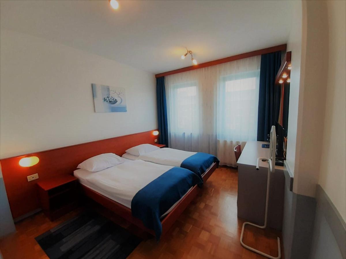 Rooms Vodisek - Depandansa Hotela Capris Capodistria Boutique Luaran gambar